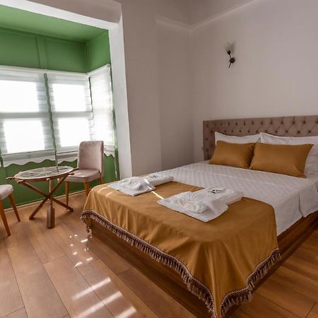 Elin Otel Alacati Чесме Екстериор снимка